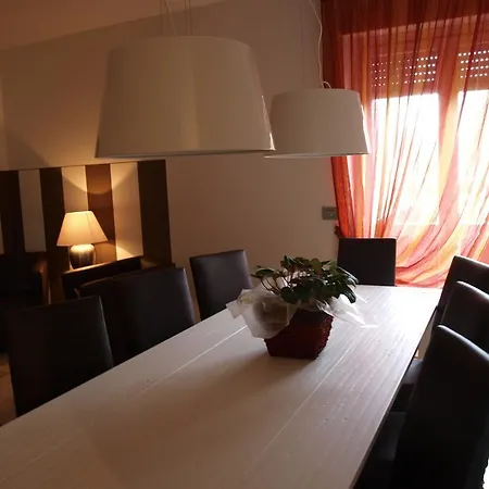Fuori Le Mura Bed & Breakfast Cherasco